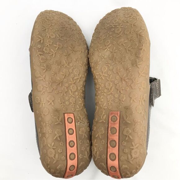 Spring Step STREETWISE Bronze Cross Strap Walking Athleisure Shoes - Picture 10 of 16